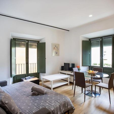 Apartament Al Cor Del Barri Vell De Girona Exteriör bild